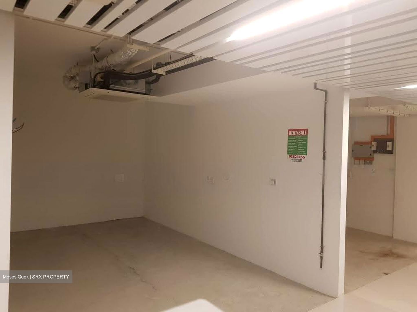 Pavilion Square (D14), Office #631417801